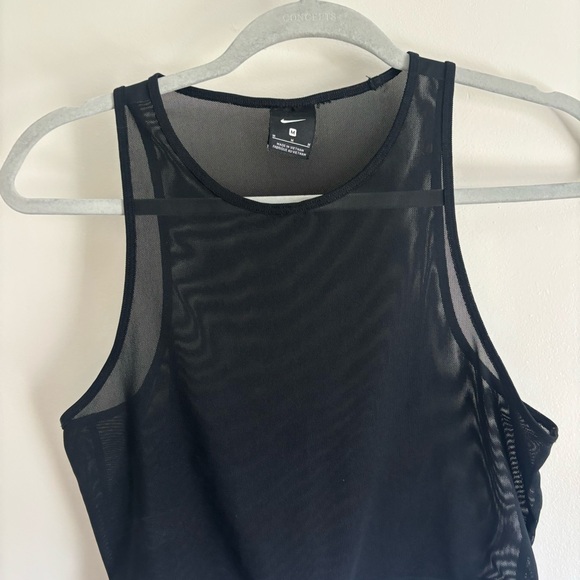 Nike Pro Women's Cropped Sheer Black Mesh Tank Top.  Perfect for Summer.  Medium - Picture 4 of 16